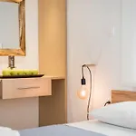 Christina Luxury Villas فيلة *